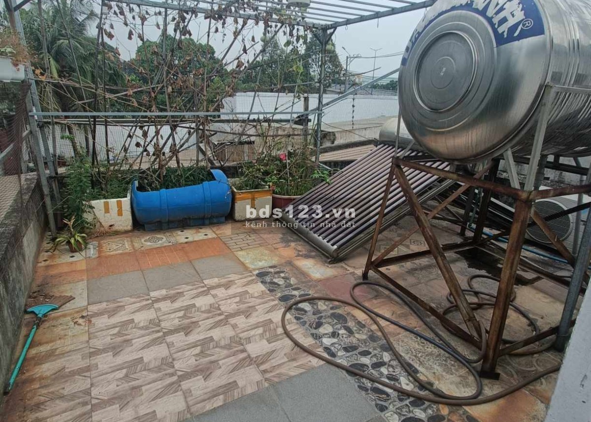 Bán nhà mặt phố tại Lã Xuân Oai, 4,65 tỷ VND, 58 m2