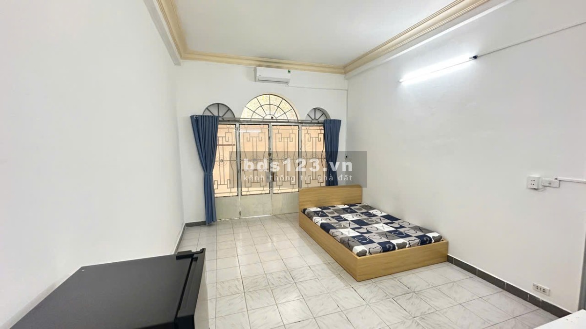 Phòng đẹp giá tốt - 21/1 đường Trường Sơn, P4, Q. Tân Bình (Có máy lạnh, gần sân bay, khoá vân tay)