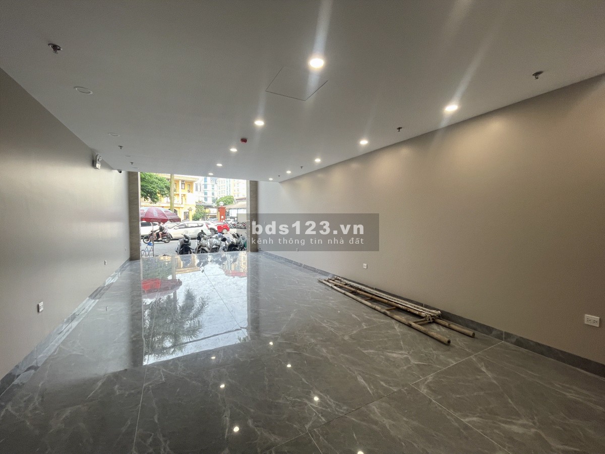 Chính chủ có nhà riêng 90m² mặt sàn, mặt phố Trần Quý Cáp, mặt tiền 5m