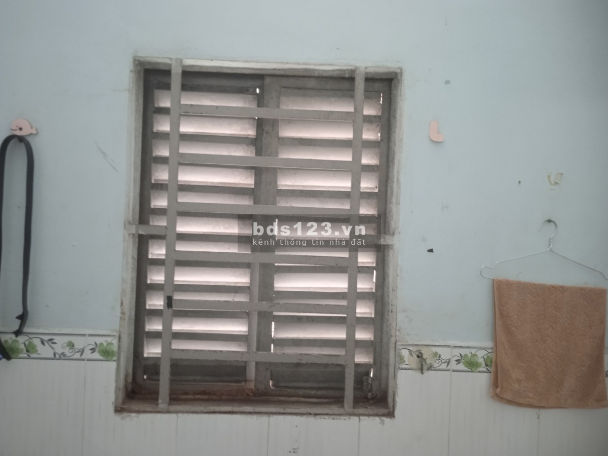 Cần người ở ghép chung cho vui.