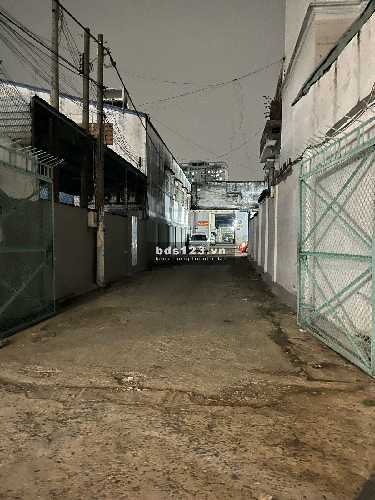 Cho thuê kho diện tích sử dụng 360m2, Q. Tân Phú