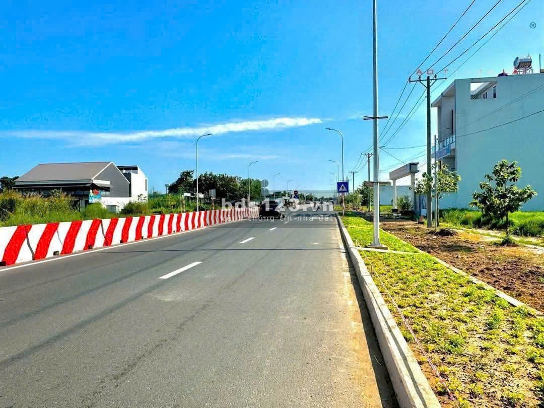 Bán đất mặt tiền Quốc lộ 50, TP Gò Công – SHR sang tên ngay – 600tr/100m² – Xây dựng tự do