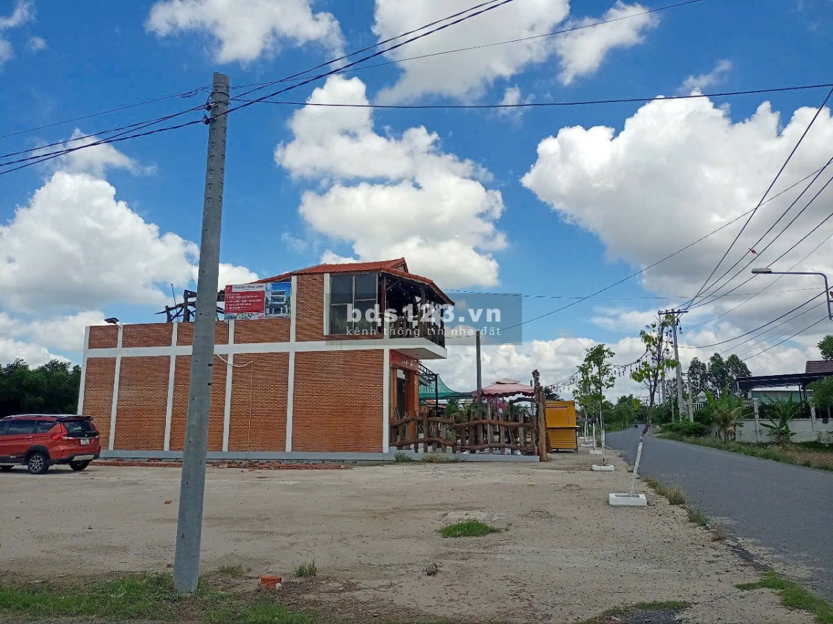 Chính Chủ Gửi Bán Gấp – Đất Đẹp Trung Tâm Cần Đước – Sổ Sẵn – Chỉ 420 Triệu Nhận Nền