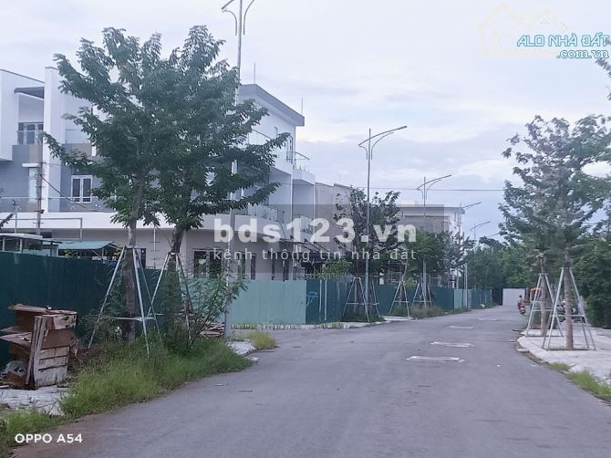 BÁN ĐẤT TẶNG NHÀ CẤP 4 HOÀNG QUỐC VIỆT, AN ĐÔNG, TP HUẾ