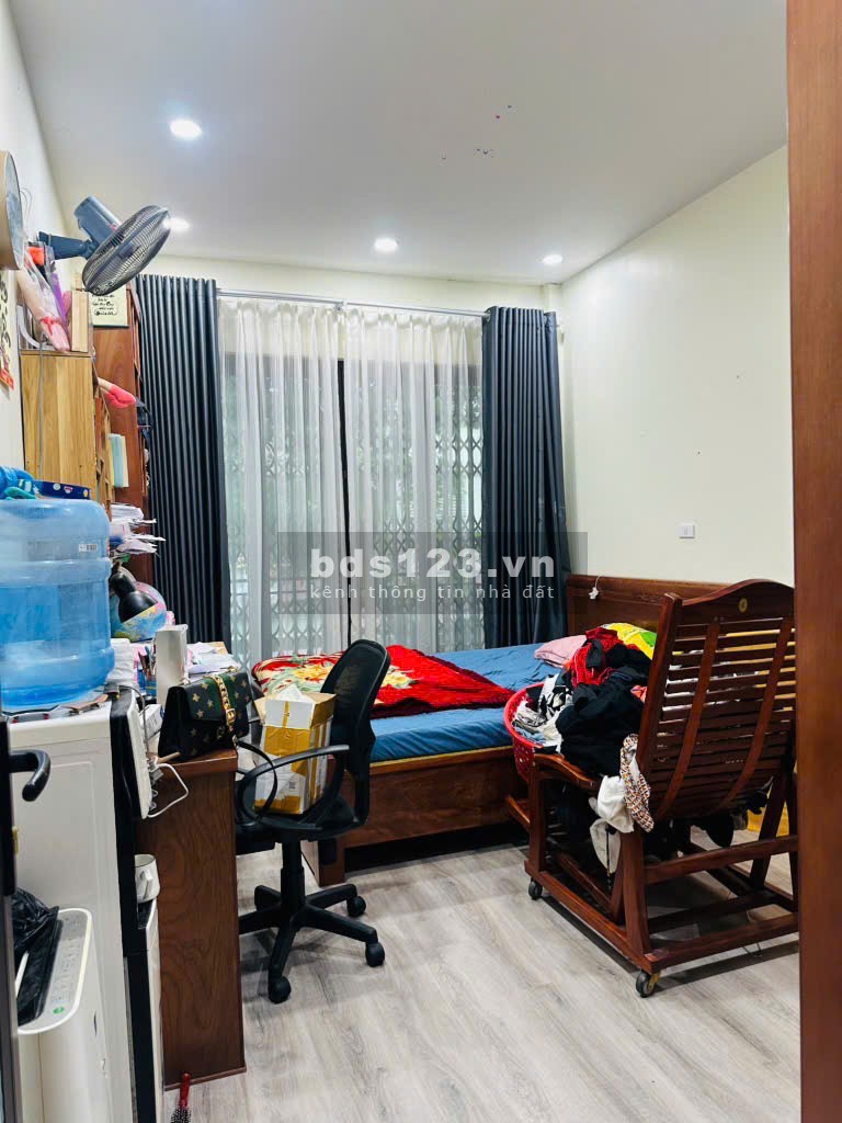 Phân Khu Tổng cục Chính trị Lai xá 82m- 3 tầng- Ô tô đỗ cửa- nhỉnh 10tỷ.