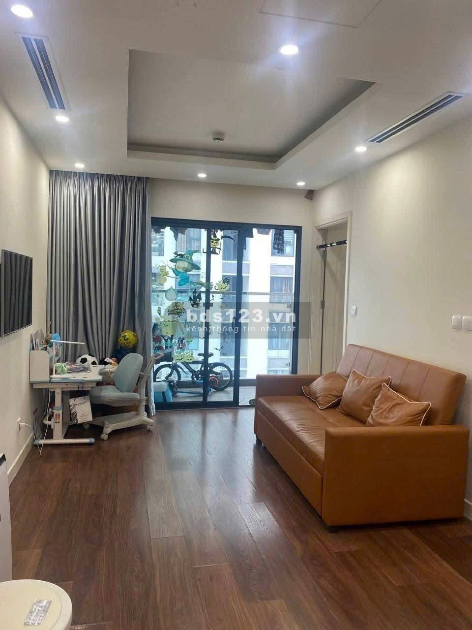 Chung cư Ruby Garden, Nguyễn Sỹ Sách, P15, TB, 57m2, 1PN, 2WC, 8tr/th