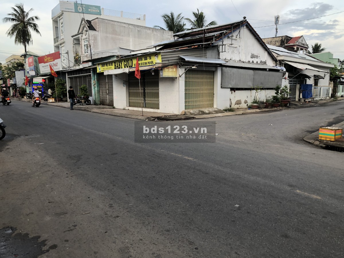 Cho thuê nhà nguyên căn ngay góc tại TP Rạch Giá - Kiên Giang (lâu thời hạn)
