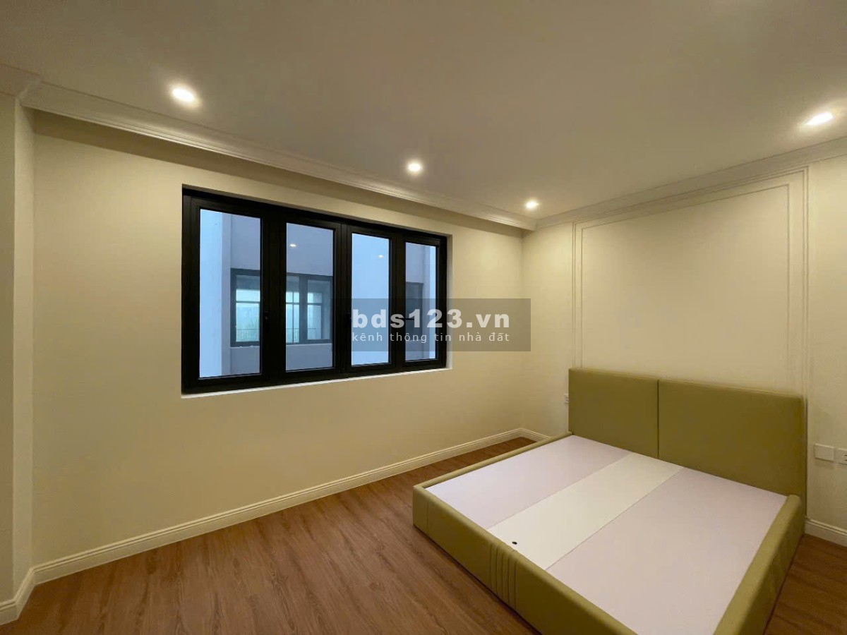 Cho thuê nhà riêng tại San hô, The Empire Vinhomes Ocean Park 2 giá 6tr500