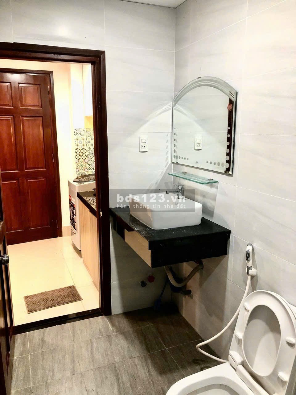 Còn trống một phòng duy nhất - Full nội thất - Máy giặt riêng - Ngay khu sinh viên Quận 7