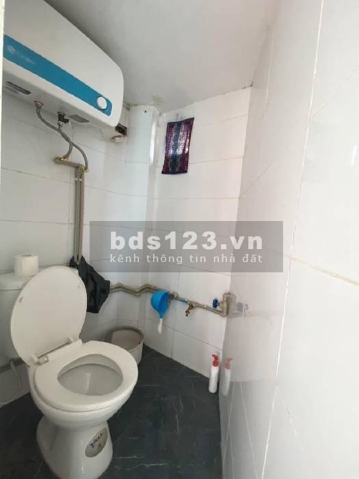BÁN NHÀ MẶT PHỐ GIẢI PHÓNG – ĐỐI DIỆN BẾN XE NƯỚC NGẦM –DT 36.6M- CHỈ 3.2 TỶ