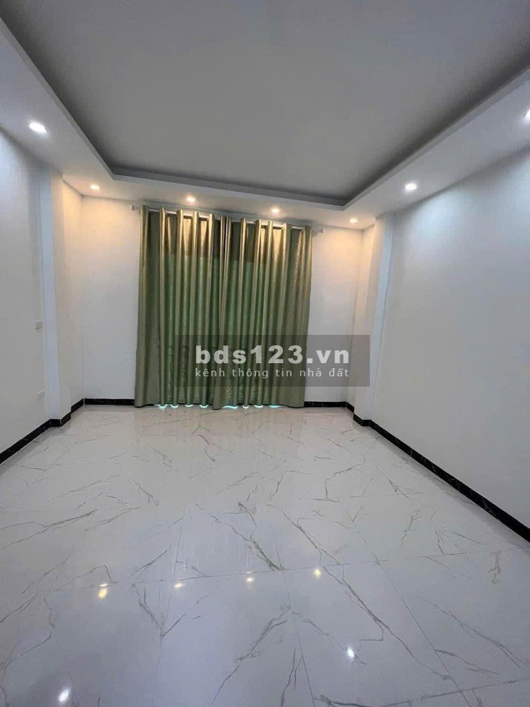 Bán nhà Thôn Mỹ, Thanh Oai Diện tích 37m Oto tránh trước nhà .