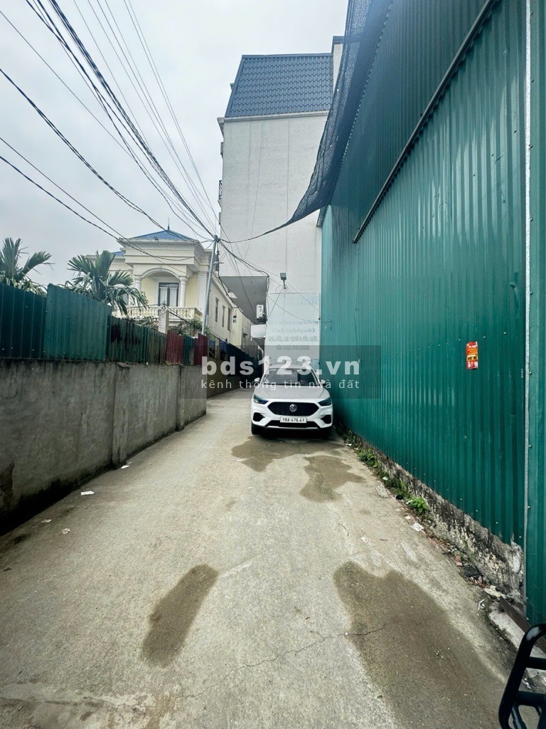 Bán nhà Thôn Mỹ, Thanh Oai Diện tích 37m Oto tránh trước nhà .