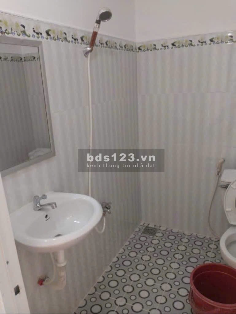 Bán gấp nhà HXH 154 Đường Âu Dương Lân, P3 Q8. Dòng tiền cực tốt. DT40m2. Giá chỉ 4.8tỷ.