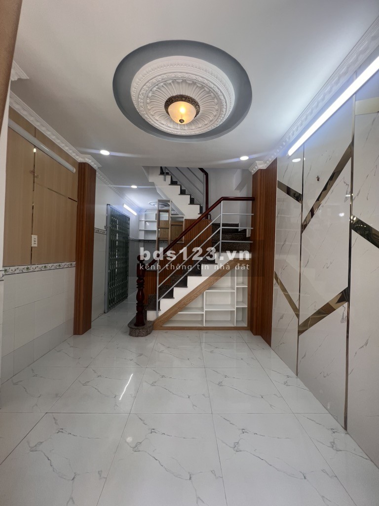 CĂN GÓC 2MT – 03 TẦNG – HXH 6M – DTSD 72M2 – NHỈNH 2 TỶ – NHÀ BÈ HIẾM CÓ