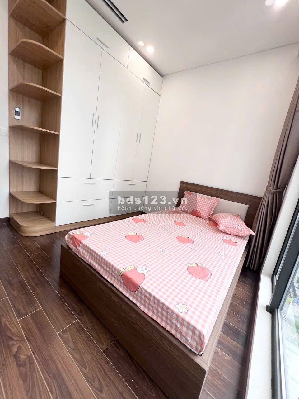Bán gấp căn 2N+ 63m2 toà MASTERI B Vinhomes Smart tầng siêu đẹp giá siêu tốt 5 tỷ 380
