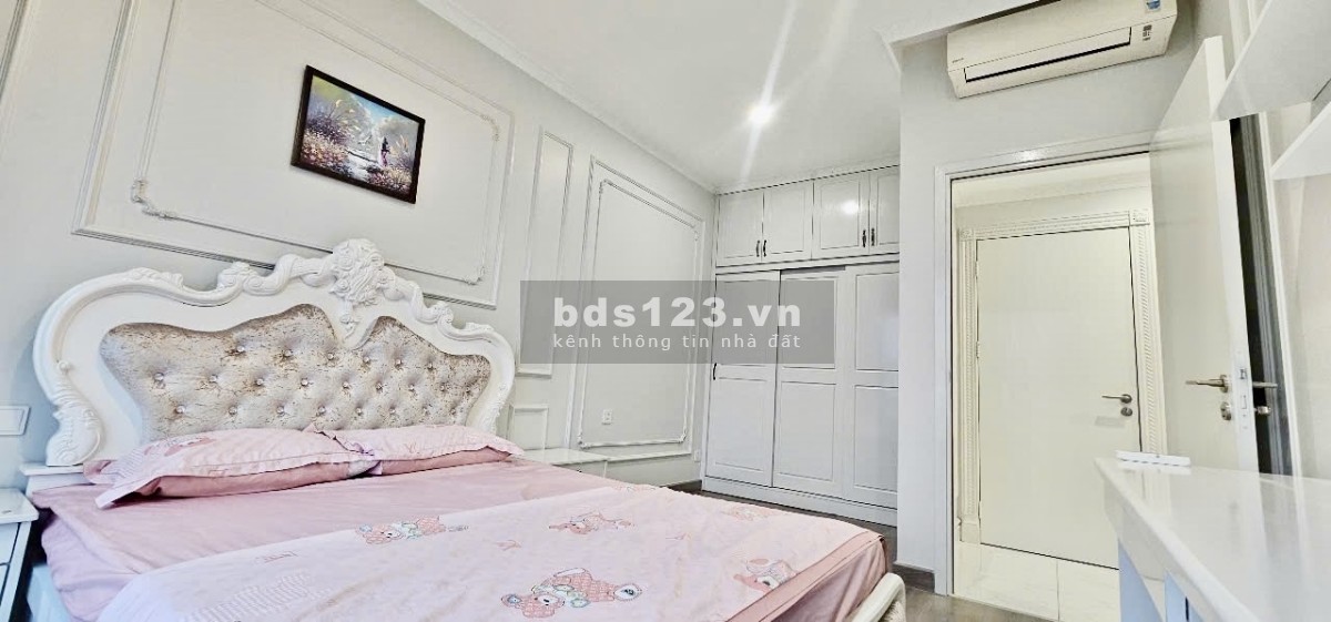Bán 3PN, 2WC Diamond, giá 7.5 tỷ full nội thất đẹp, tặng 3 năm free PQL Celadon Q.Tân Phú