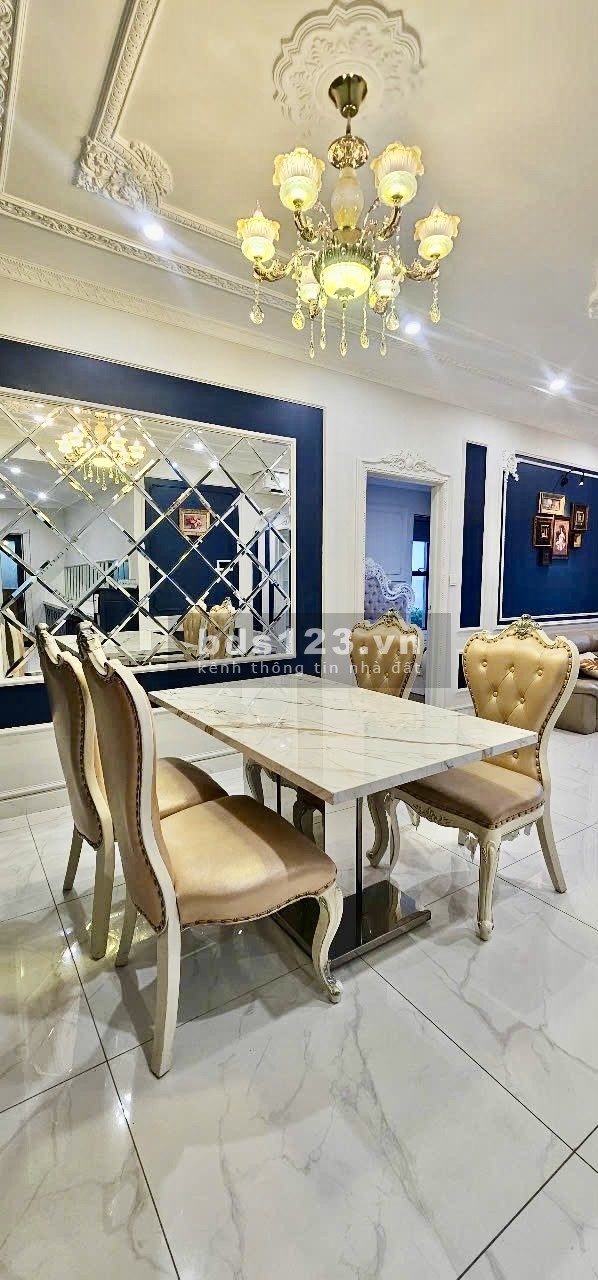 Bán 3PN, 2WC Diamond, giá 7.5 tỷ full nội thất đẹp, tặng 3 năm free PQL Celadon Q.Tân Phú