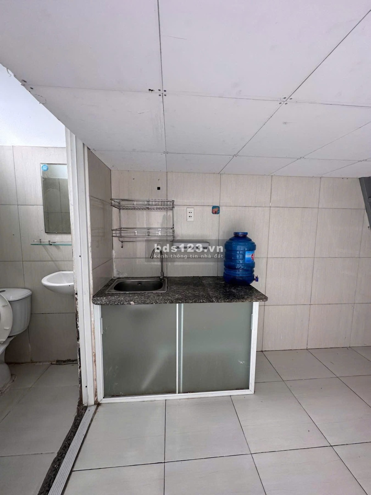 Còn phòng cho thuê, được giảm ngay 250k khi cọc sớm