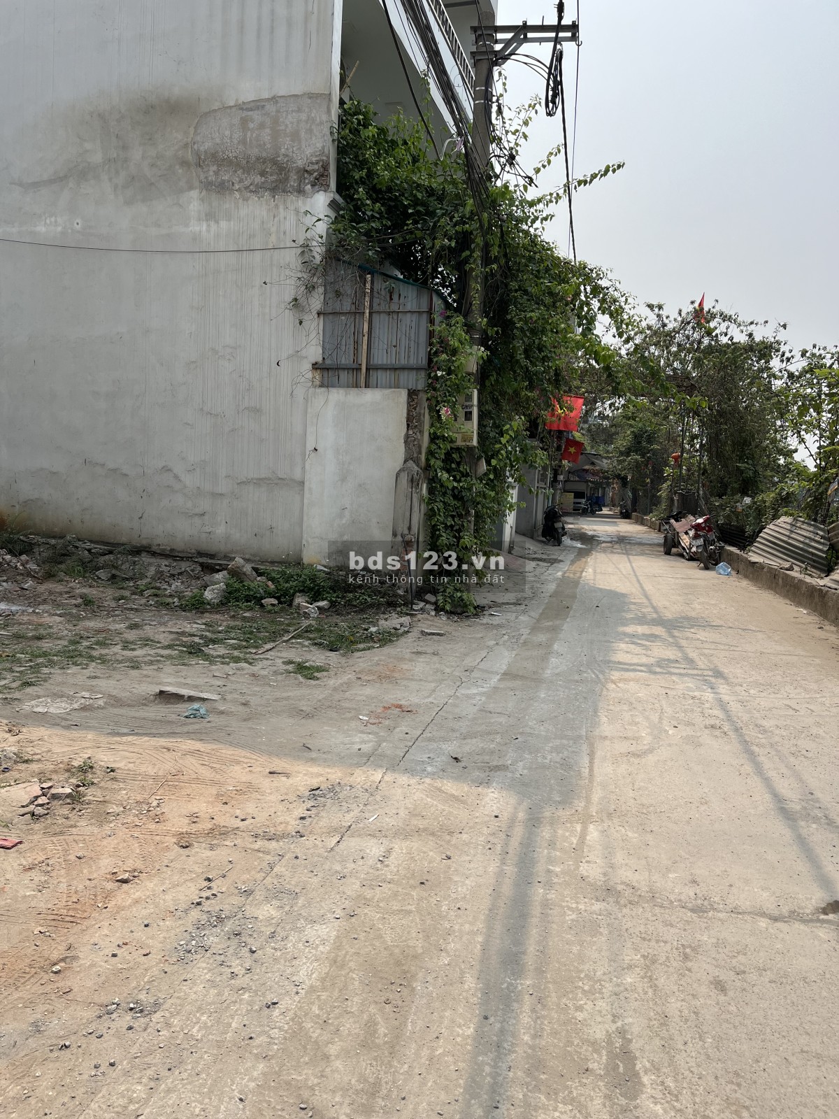 CC bán 43,3 m2 ba mặt tiền làng Đan Nhiễm, Khánh Hà, Thường Tín