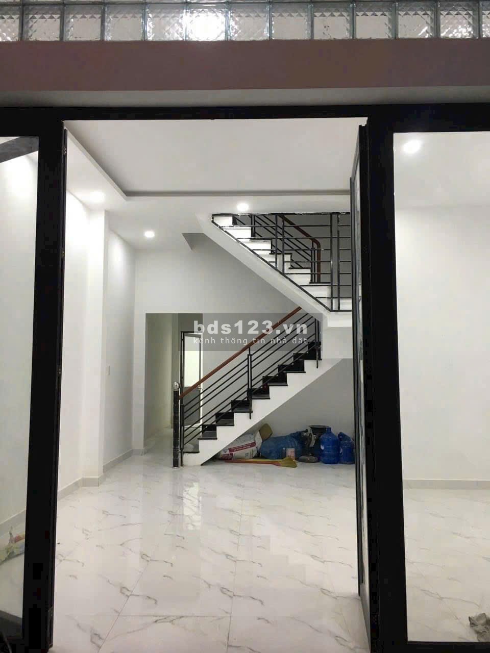 Nhà chính chủ Nguyễn Thượng Hiền, P6, Bình Thạnh