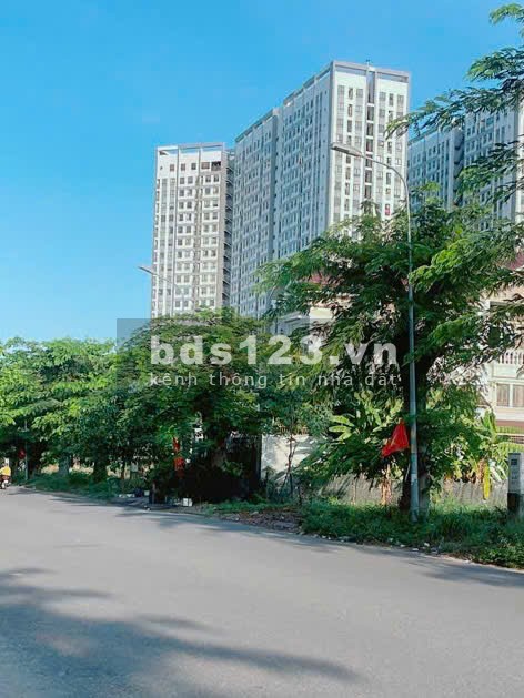 Bán GẤP nền nhà phố KDC 13E - 100m2 đường lớn 20m giá 5 Tỷ 2 hướng Tây Bắc view đẹp