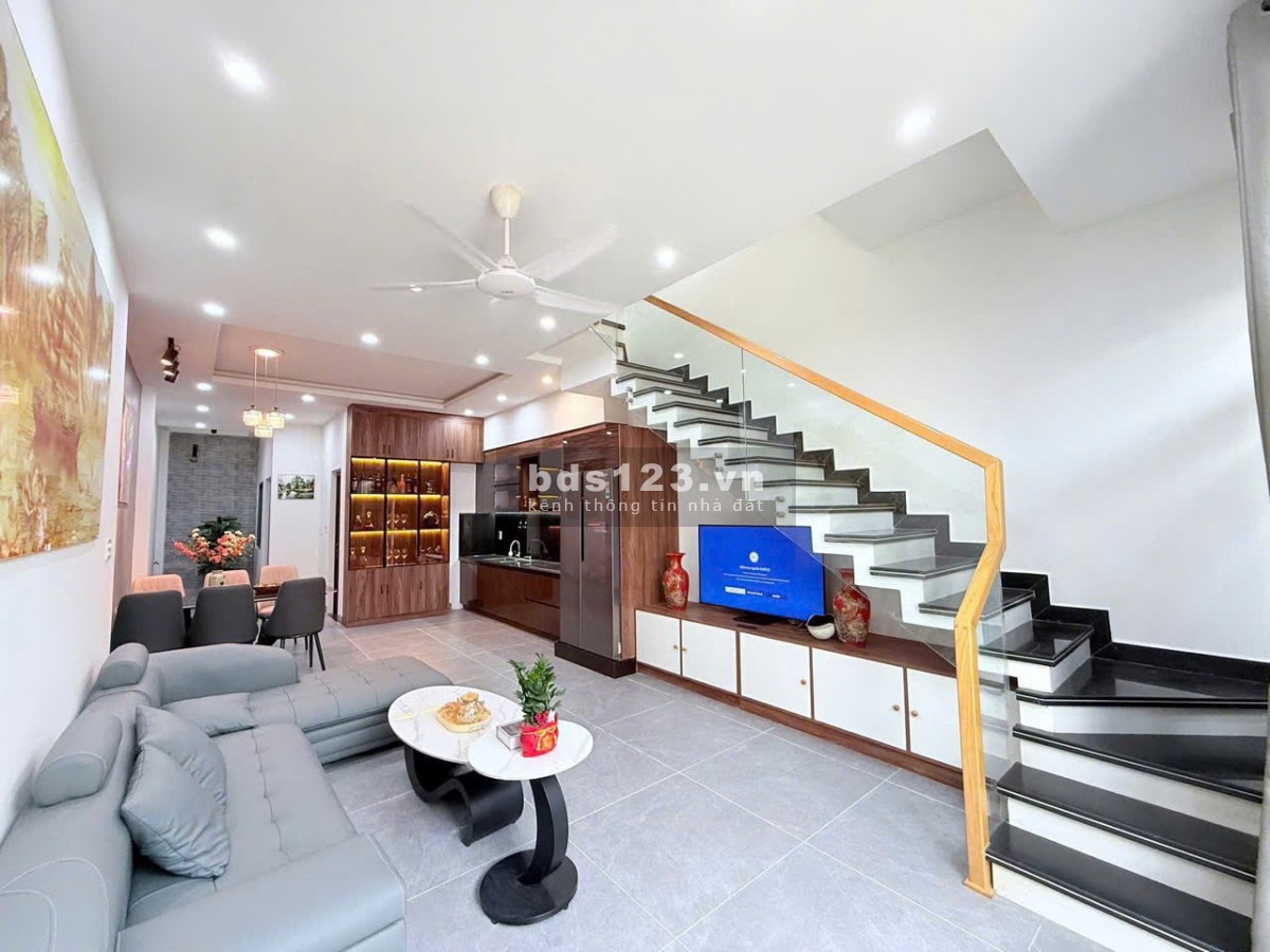 Bán nhà 2 tầng – Kiệt ô tô 5m – Kiệt 242 Tô Hiệu, Hòa Minh, Liên Chiểu
