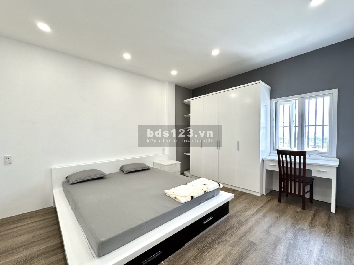 Bán Căn hộ CC 3PN - 74m2 - Tặng Full Nội Thất