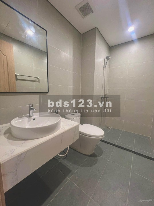 Cần cho thuê căn biệt thự, view công viên giá rẻ hướng Đông nam Vinhomes oceanr park giá 6tr500