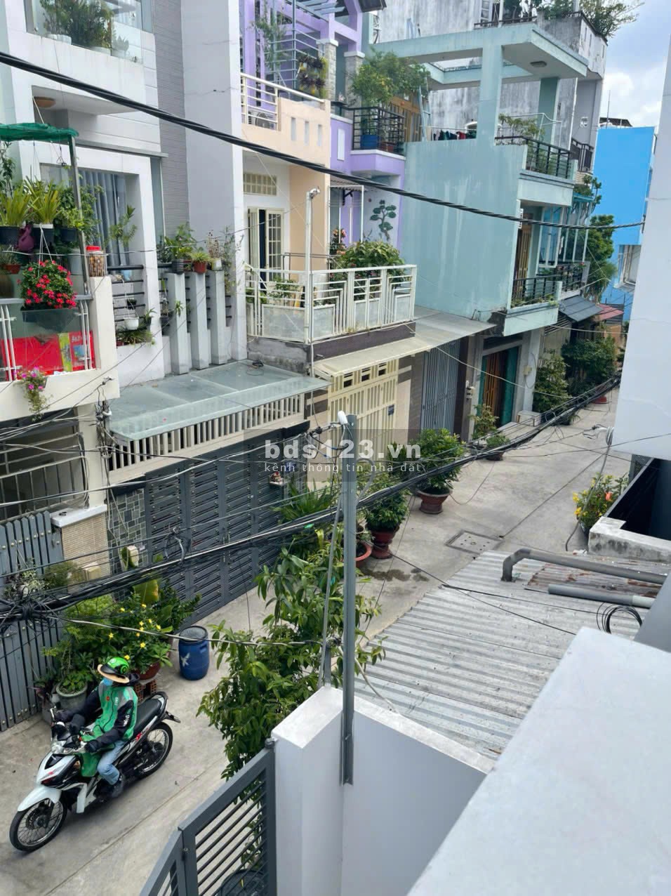 Chỉ nhỉnh 6 tỷ đã có căn HXH có sẵn 9pn , vừa ở vừa cho thuê