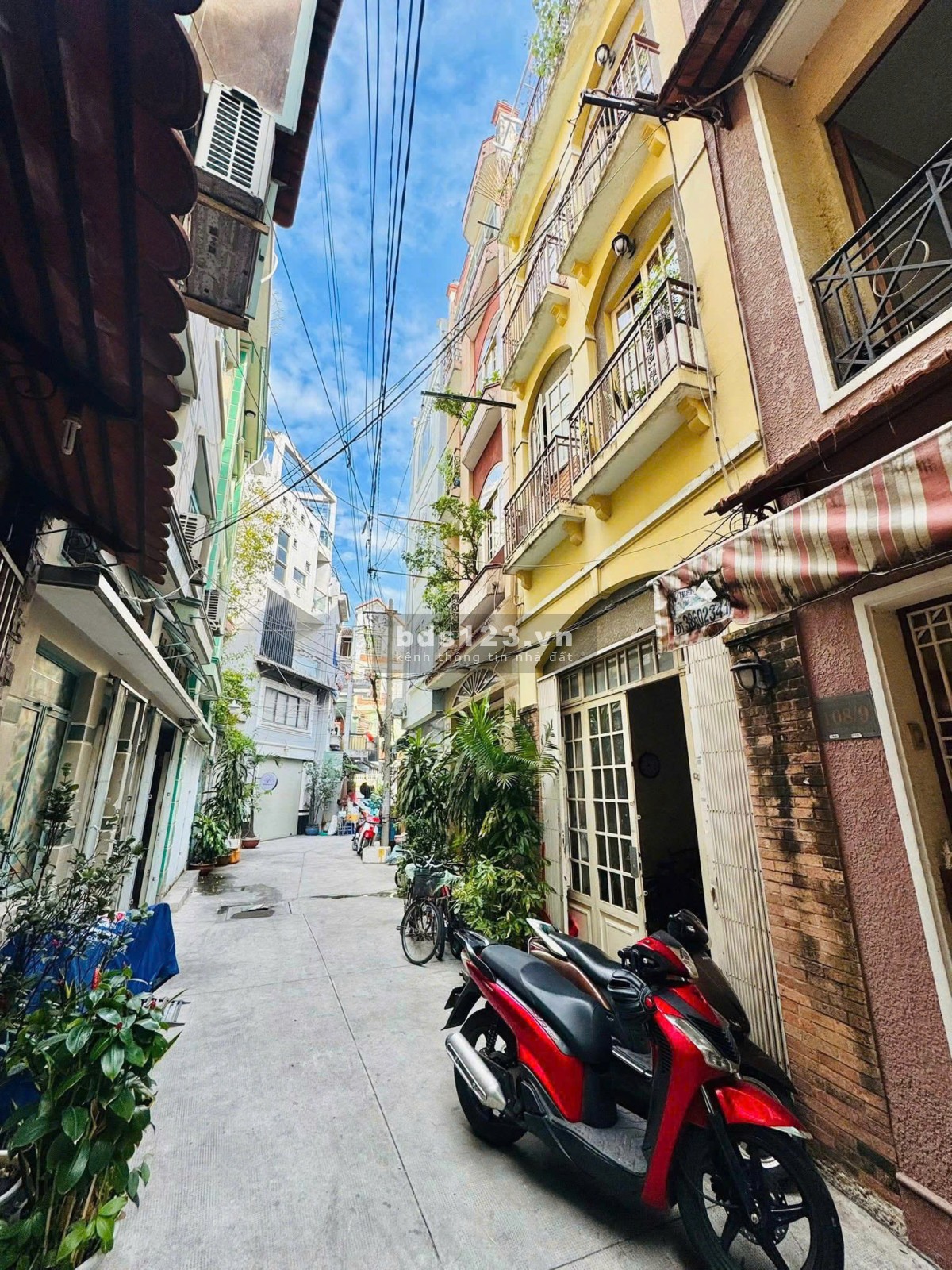 Nhà hẻm xe hơi tại Lê Tự Tài, Phú Nhuận, khu an ninh, sẵn sổ công chứng ngay