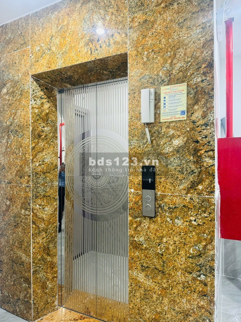 Bán nhà 7 tầng khu vực HBT, gần bv Thanh Nhàn
