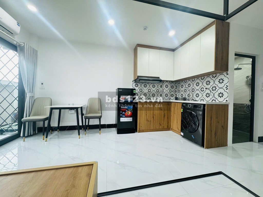 Bán nhà 7 tầng khu vực HBT, gần bv Thanh Nhàn