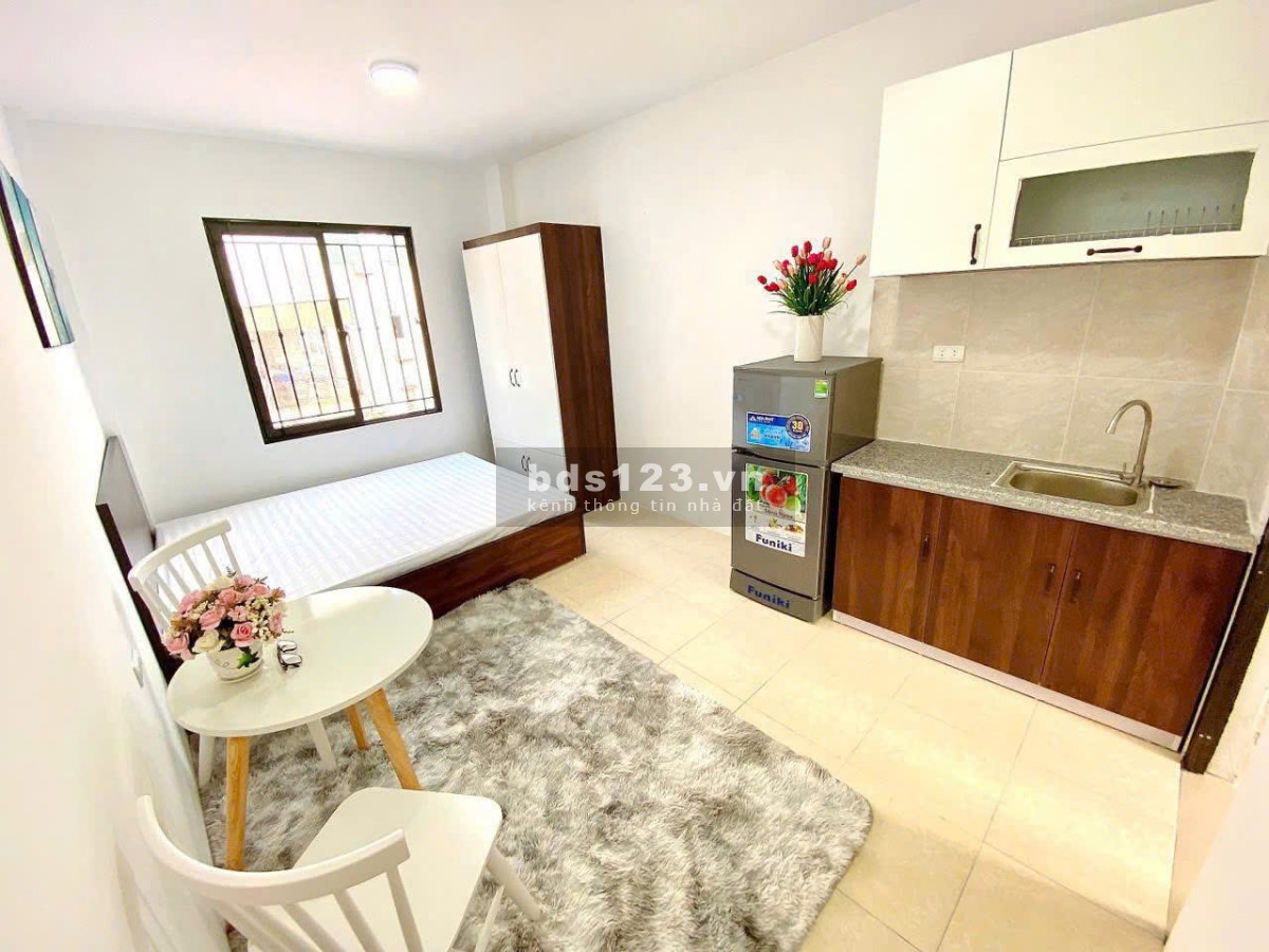 Căn hộ Cửa Sổ - Đường 3 tháng 2 - Quận 10, 20m2, 5tr/th, Full nội thất