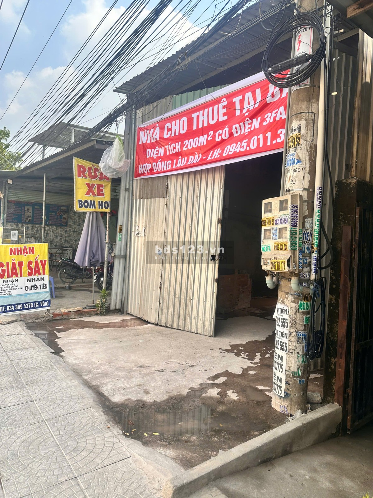 Cho thuê nhà xưởng 211m2 mặt tiền đường Trần Quang Diệu Dĩ An BD