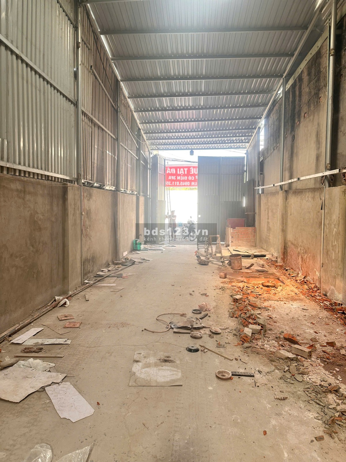 Cho thuê nhà xưởng 211m2 mặt tiền đường Trần Quang Diệu Dĩ An BD