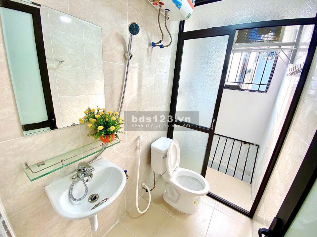 Căn hộ Cửa Sổ - Đường 3 tháng 2 - Quận 10, 20m2, 5tr/th, Full nội thất