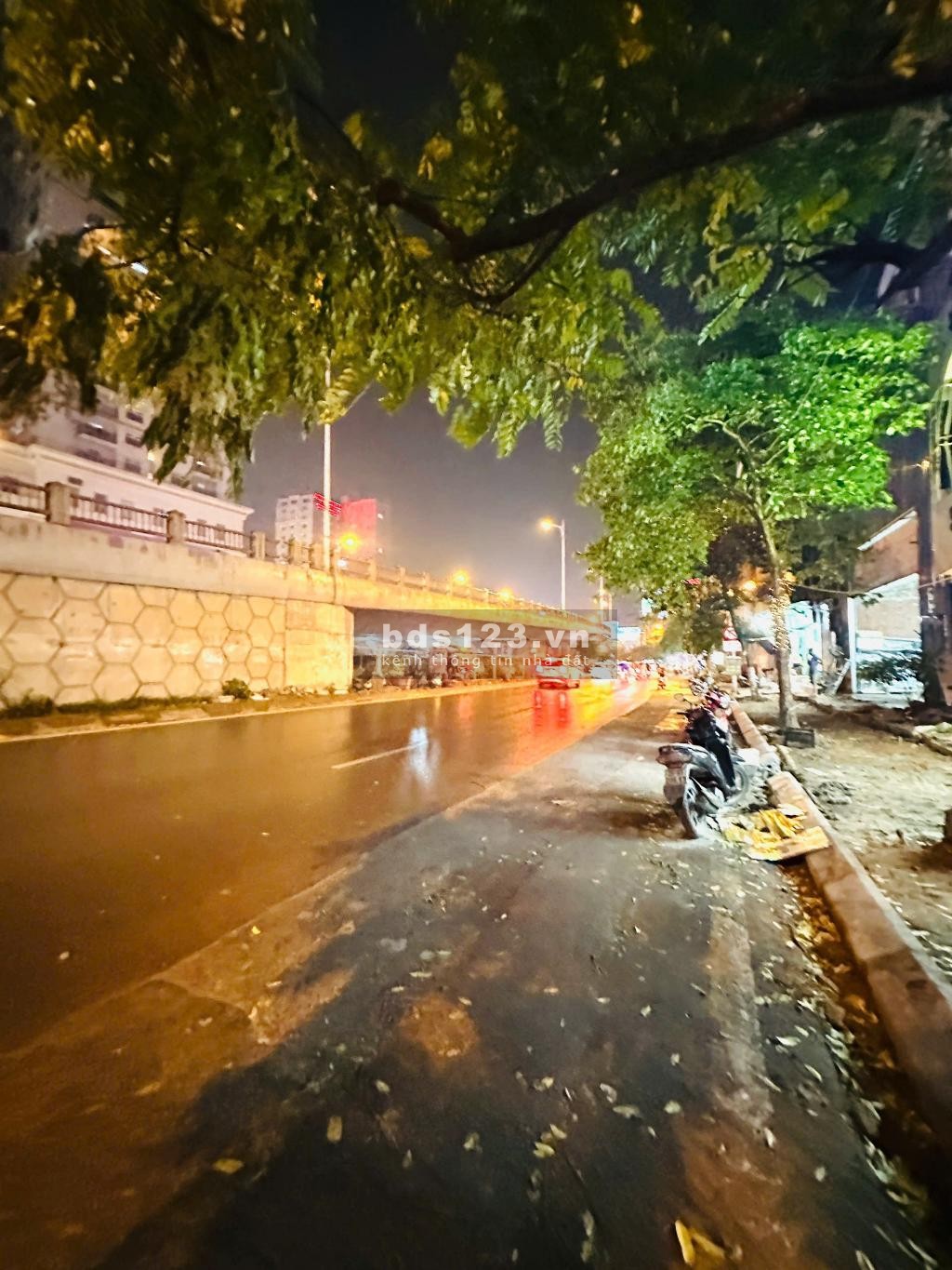Nhà mặt phố Minh Khai – Lô góc – Kinh doanh sầm uất – Cho thuê – Văn phòng – Kinh doanh các mặt hàng