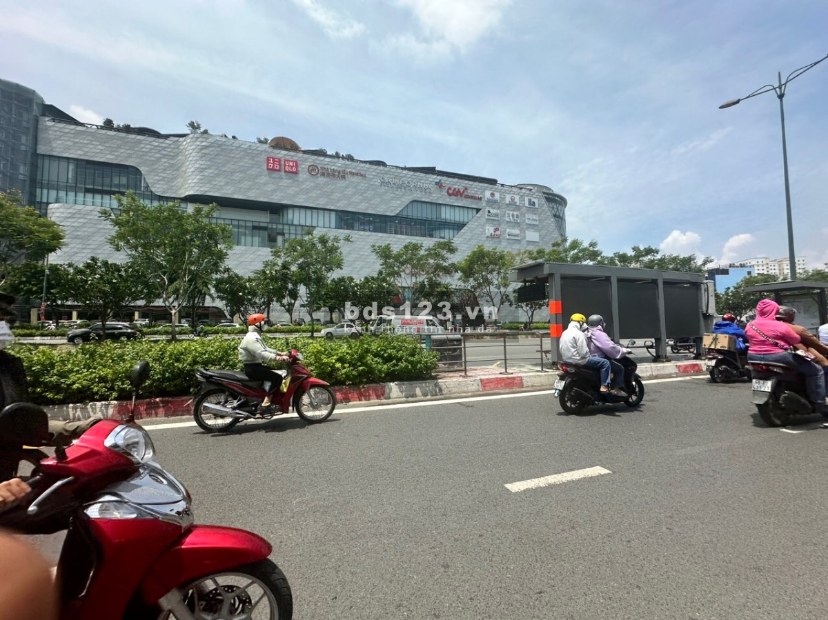Bán Nhà Mặt tiền Phạm V Đồng Đối diện Giga Mall Thủ Đức, 90m2 pháp lý chuản