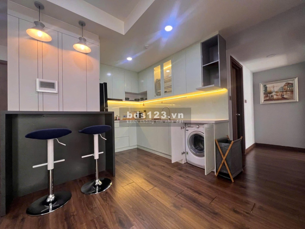 Chung cư Sky center, P2, Tân Bình: 107m2, 3p ngủ, 2wc, NTCC, 21tr