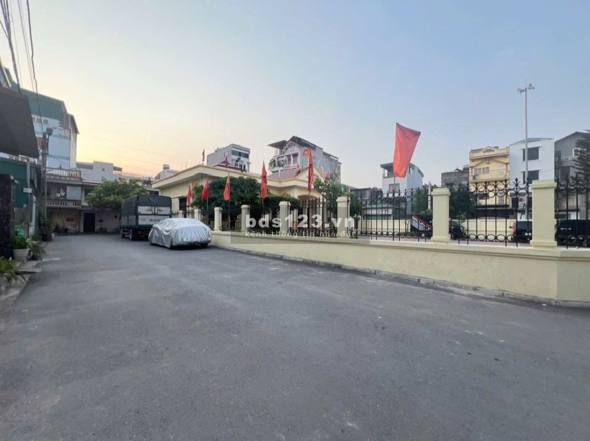 CẦN BÁN GẤP ĐẤT NAM SẮT - MẶT ĐƯỜNG HÀ HUY TẬP - GIA LÂM0912907629