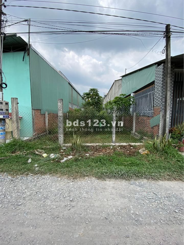 Cần bán 155,4 m2 đất ODT giá 340 triệu Khu Phố Hòa Hưng, Phường An Hòa, Trảng Bàng, Tây Ninh