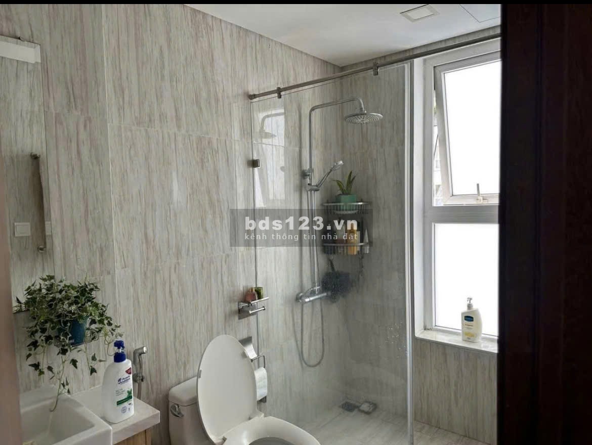 Chung cư Ruby, 2A Nguyễn Sỹ Sách, TB: 2p ngủ, 2WC full NT, 10tr/th