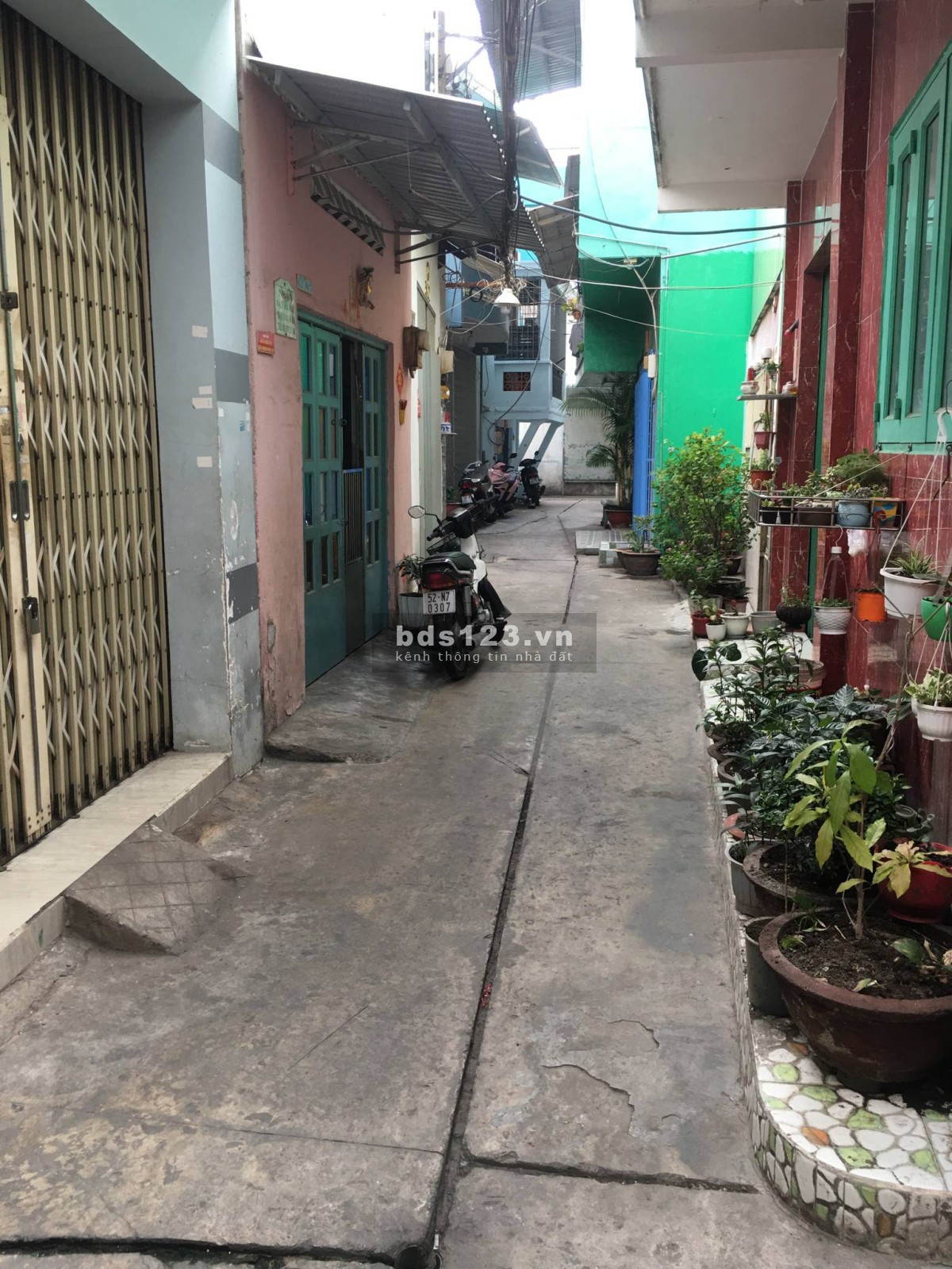 Chính chủ cần bán nhà, diện tích 12m², hẻm đường Lạc Long Quân, P.1, Q.11