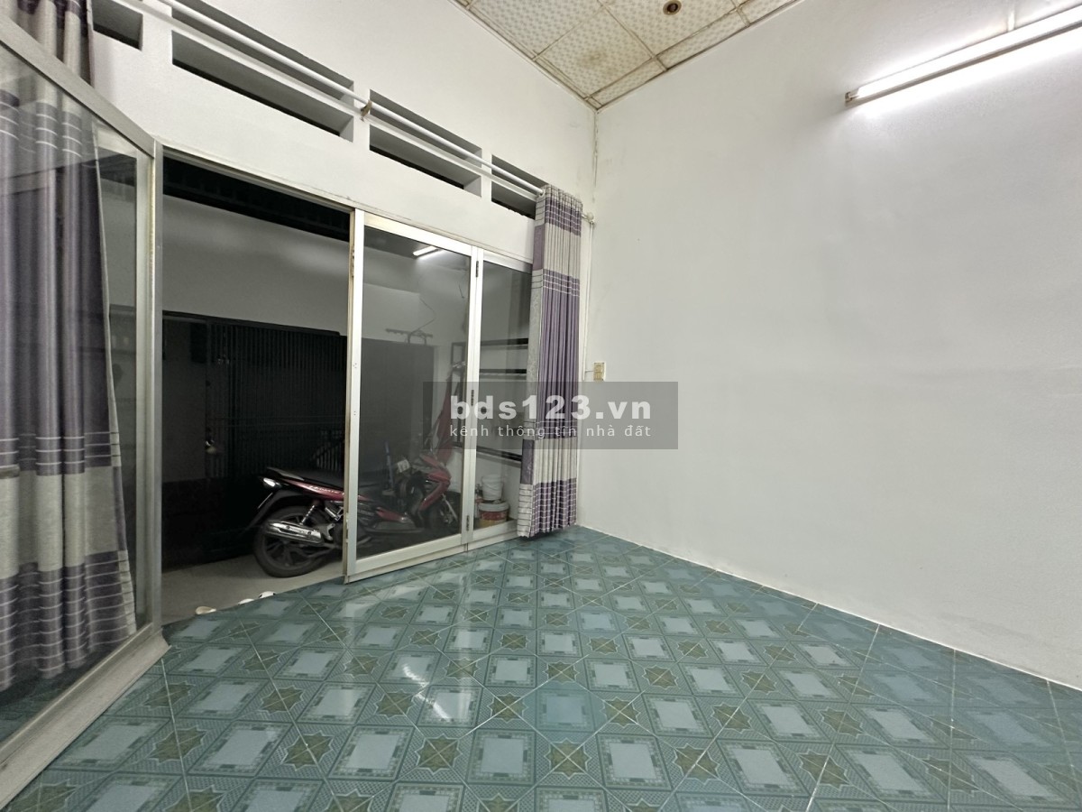 Ngang lớn 4,6m, không quy hoạch, không lô giới, Phan Văn Trị P11, Bình Thạnh, nhỉnh 5 tỷ