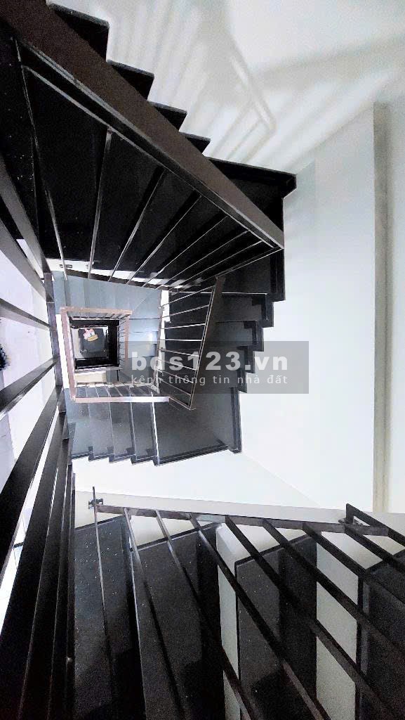 Phụ huynh sinh viên Kinh Tế, Văn Hiến – Kế khu dân cư Phú Lợi, Phường 7, Quận 8 – giá 7.xx tỷ