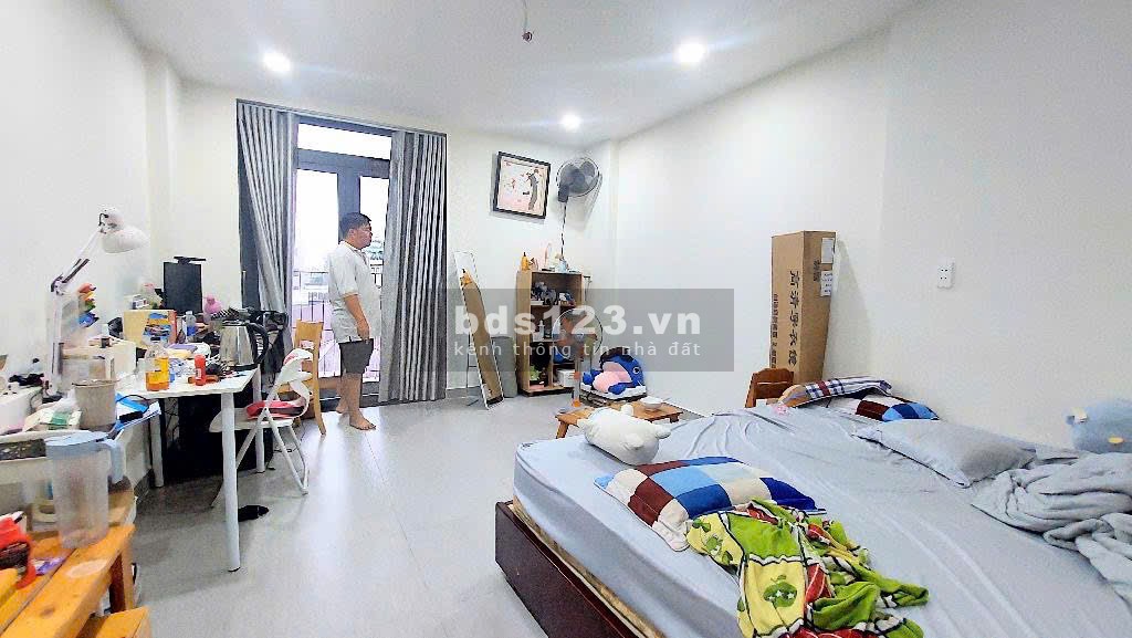 Phụ huynh sinh viên Kinh Tế, Văn Hiến – Kế khu dân cư Phú Lợi, Phường 7, Quận 8 – giá 7.xx tỷ