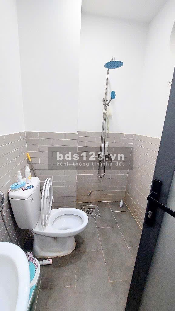 Phụ huynh sinh viên Kinh Tế, Văn Hiến – Kế khu dân cư Phú Lợi, Phường 7, Quận 8 – giá 7.xx tỷ