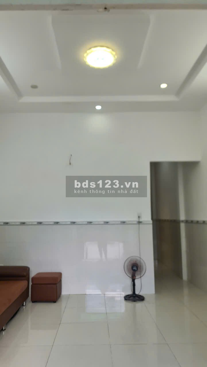 Chính chủ bán nhà gấp – vị trí đắc địa Phạm Hùng, diện tích 4x16m
