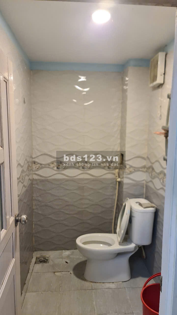 Chính chủ bán nhà gấp – vị trí đắc địa Phạm Hùng, diện tích 4x16m