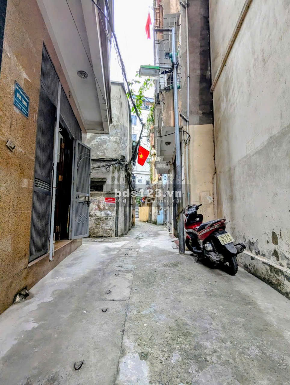 Nhà đẹp Bùi Xương Trạch – Thanh Xuân – Siêu phẩm – Ngõ to – Lô Góc – Giá 6.68 tỷ
